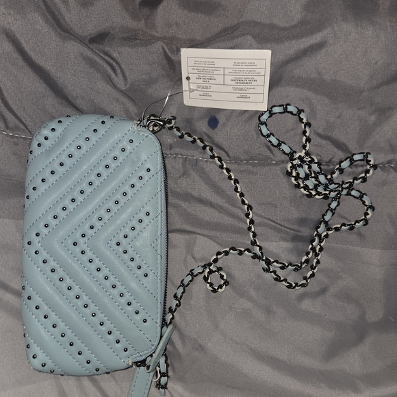 Urban Expression Shoulder Bag - Picture 2 of 2